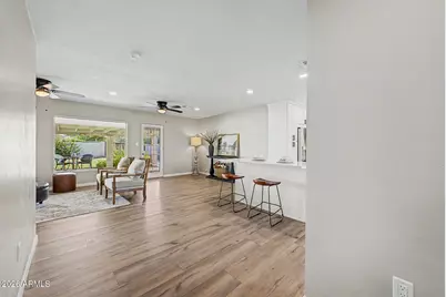 1813 W Earll Drive, Phoenix, AZ 85015 - Photo 22