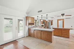 1023 E Derby Dr, Tempe, AZ 85284 - Photo 12