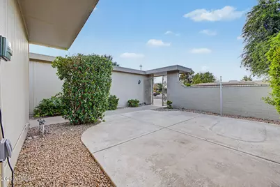 10105 W Manzanita Drive, Sun City, AZ 85373 - Photo 32