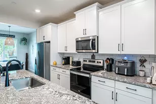 11549 W Arron Dr, Youngtown, AZ 85363 - Photo 6