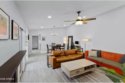 3142 E Clarendon Avenue, Phoenix, AZ 85016 - Photo 10