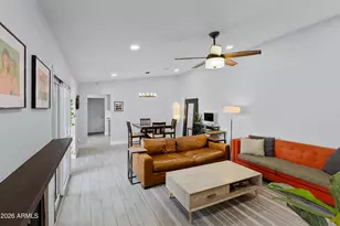 3142 E Clarendon Ave, Phoenix, AZ 85016 - Photo 10