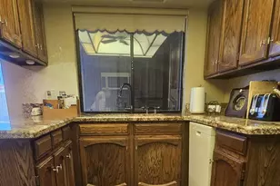 3007 W Phelps Rd, Phoenix, AZ 85053 - Photo 8