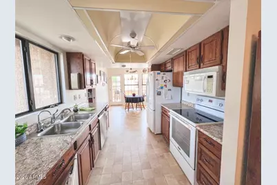 1907 Leisure World --, Mesa, AZ 85206 - Photo 4