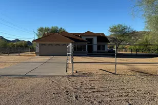 2707 W Irvine Rd, Phoenix, AZ 85086 - Photo 2