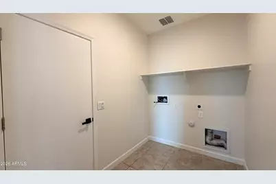 19081 N Piccolo Drive, Maricopa, AZ 85138 - Photo 10