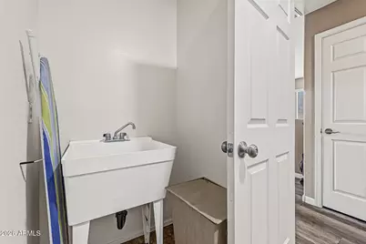 7417 W Florence Avenue, Phoenix, AZ 85043 - Photo 30