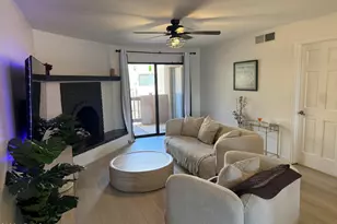 3031 N Civic Center Plaza, Scottsdale, AZ 85251 - Photo 2