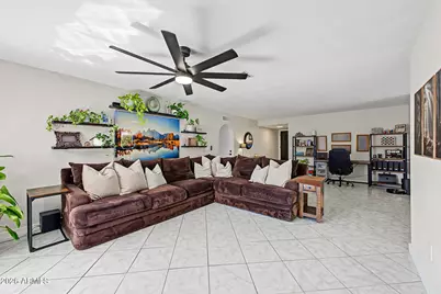 3801 W Muriel Drive, Glendale, AZ 85308 - Photo 10