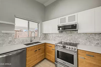 16640 W Statler Street, Surprise, AZ 85388 - Photo 12