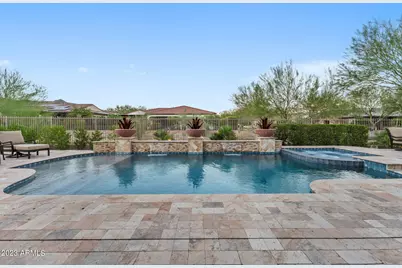 20944 W Hillcrest Boulevard, Buckeye, AZ 85396 - Photo 2