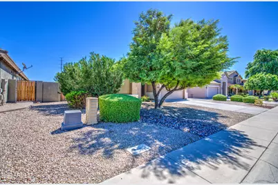 2579 S Ponderosa Drive, Gilbert, AZ 85295 - Photo 2