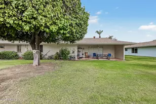 10208 W Kingswood Cir, Sun City, AZ 85351 - Photo 26
