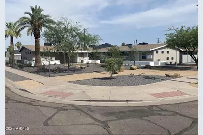 1302 N 48th Place #4, Phoenix, AZ 85008 - Photo 2