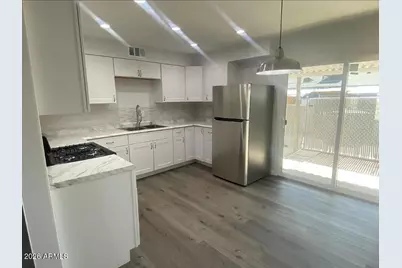 1302 N 48th Place #4, Phoenix, AZ 85008 - Photo 8