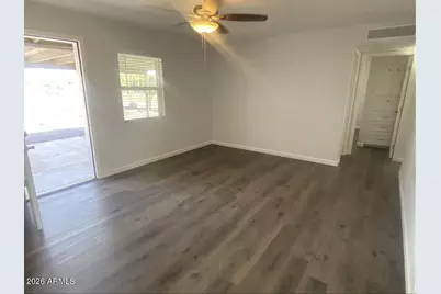 1302 N 48th Place #4, Phoenix, AZ 85008 - Photo 6