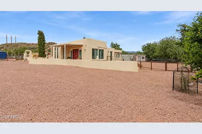 323 S Piedra Negra Drive, Queen Valley, AZ 85118 - Photo 4
