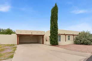323 S Piedra Negra Dr, Queen Valley, AZ 85118 - Photo 2