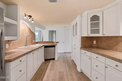 323 S Piedra Negra Drive, Queen Valley, AZ 85118 - Photo 14