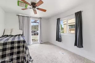 323 S Piedra Negra Dr, Queen Valley, AZ 85118 - Photo 22