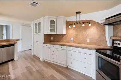 323 S Piedra Negra Drive, Queen Valley, AZ 85118 - Photo 16