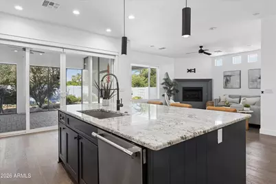 4432 N 38th Street, Phoenix, AZ 85018 - Photo 4