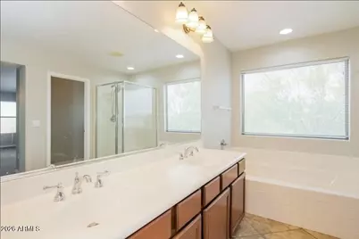 977 W Jersey Way, San Tan Valley, AZ 85143 - Photo 4