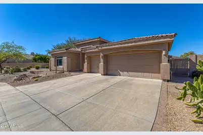 18334 W Piedmont Road, Goodyear, AZ 85338 - Photo 4