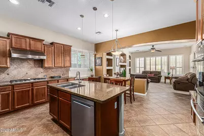 18334 W Piedmont Road, Goodyear, AZ 85338 - Photo 12