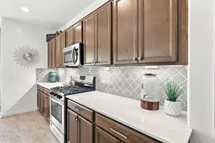 25078 N 172nd Ln, Surprise, AZ 85387 - Photo 14