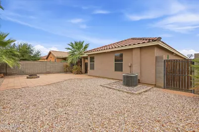 2891 W Silver Creek Lane, San Tan Valley, AZ 85144 - Photo 32