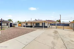 4332 W Crittenden Ln, Phoenix, AZ 85031 - Photo 4