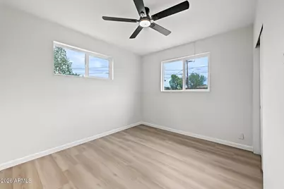 4332 W Crittenden Lane, Phoenix, AZ 85031 - Photo 14
