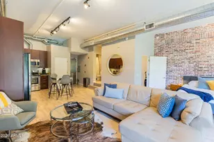 7301 E 3rd Ave, Scottsdale, AZ 85251 - Photo 2