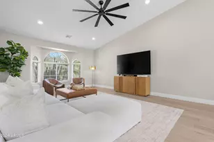 1825 E Marilyn Rd, Phoenix, AZ 85022 - Photo 10