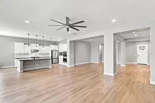 29819 N 118th Dr, Peoria, AZ 85383 - Photo 8