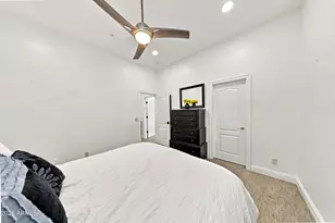 8073 W Louise Dr, Peoria, AZ 85383 - Photo 68