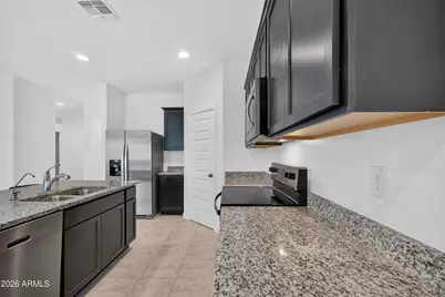 1823 W Sombra Avenue, Apache Junction, AZ 85120 - Photo 10