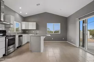 333 S Picket Dr, Maricopa, AZ 85139 - Photo 8