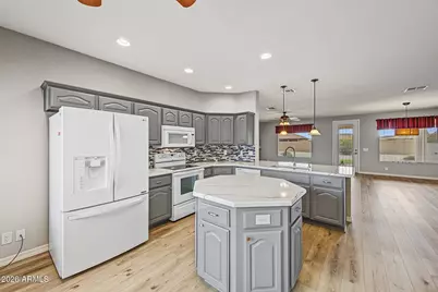 11439 E Nell Avenue, Mesa, AZ 85209 - Photo 4