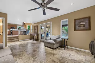 9164 W Paradise Ln, Peoria, AZ 85382 - Photo 14