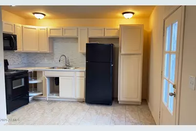 6714 N 54th Avenue #1, Glendale, AZ 85301 - Photo 6