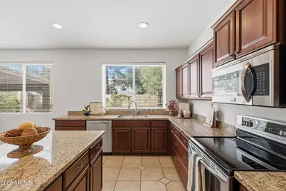 6738 W Wahalla Lane, Glendale, AZ 85308 - Photo 20