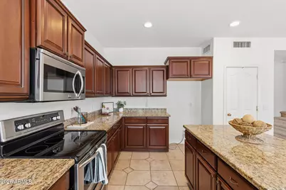 6738 W Wahalla Lane, Glendale, AZ 85308 - Photo 22