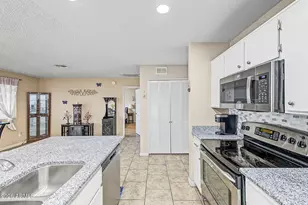3214 W Mohawk Ln, Phoenix, AZ 85027 - Photo 14