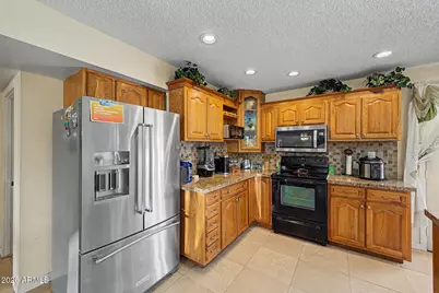 6834 W Vermont Avenue, Glendale, AZ 85303 - Photo 16