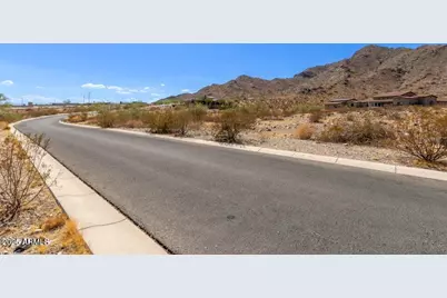 21393 W Mountain Cove Place, Buckeye, AZ 85396 - Photo 10