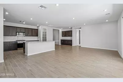 23021 W Irma Lane, Surprise, AZ 85387 - Photo 8