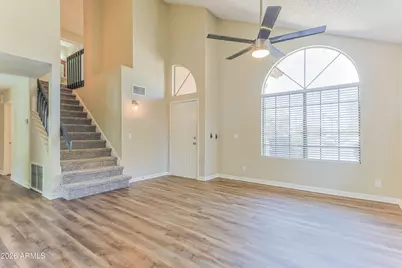 307 S Ocean Drive, Gilbert, AZ 85233 - Photo 2