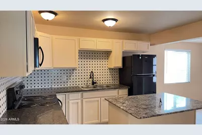 6714 N 54th Avenue #3, Glendale, AZ 85301 - Photo 4
